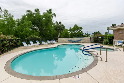 Sunshine RV Resort