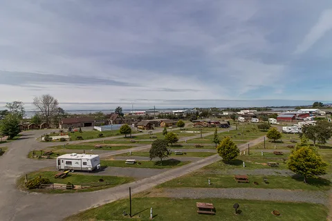 Redwood Coast Cabins & RV Resort