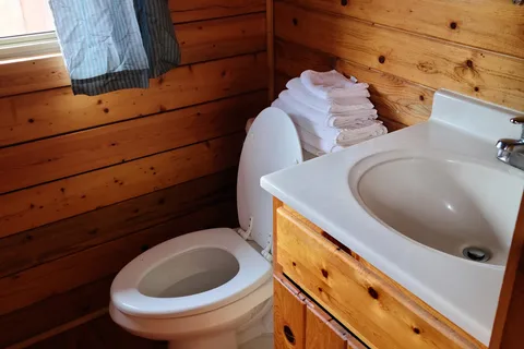 Redwood Coast Cabins & RV Resort