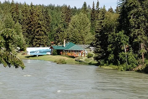 Tete Jaune Lodge - Campground