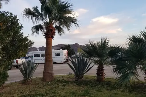 Pilot Knob RV Resort