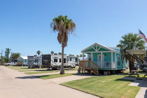 Tropic Island RV Resort