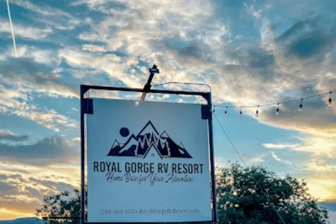 Farmhouse RV Resort at Royal Gorge