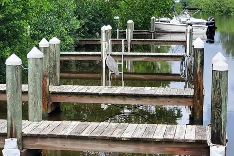 Holiday Cove RV Resort