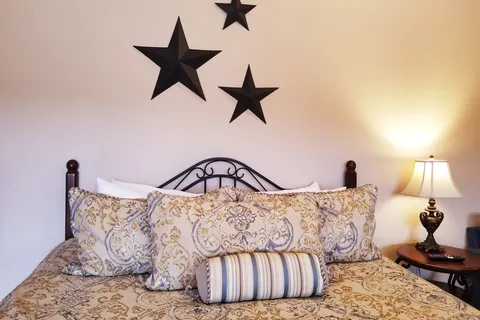 Blanco Riverside Cottages and RV
