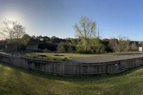 Blanco Riverside Cottages and RV