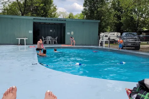 Taneycomo Lakefront Resort- RV Park