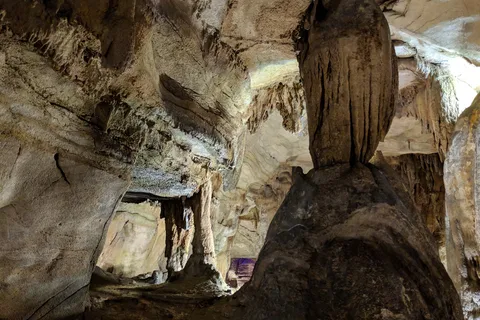 Rickwood Caverns State Park