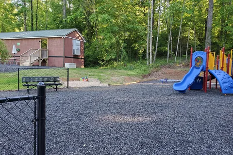Jenny's Creek Family Campground
