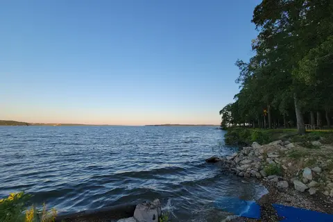 Paris Landing State Park