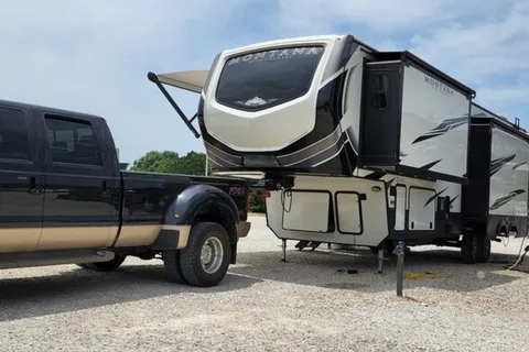 Rustic Meadows RV Park