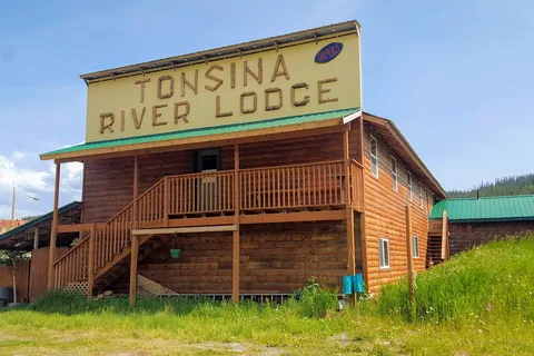 Tonsina River Lodge