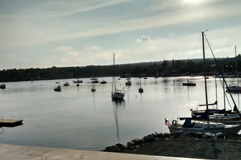 Hubbards Beach Campground and Cottages
