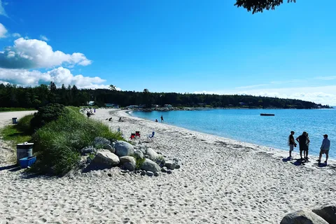 Hubbards Beach Campground and Cottages