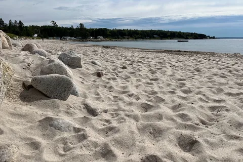 Hubbards Beach Campground and Cottages