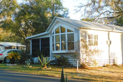 Blue Parrot RV Resort