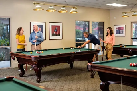 Golden Village Palms RV Resort - Sunland
