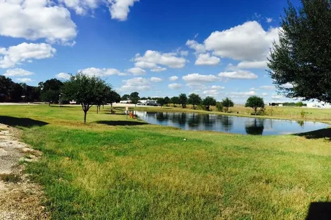 Shady Oaks Cabins and RV Park
