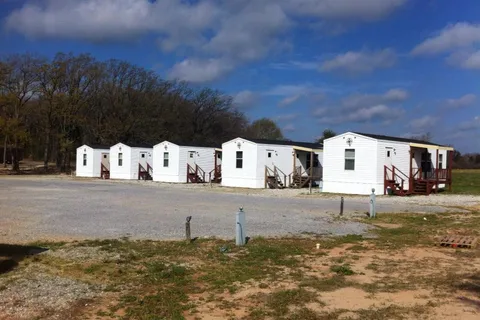 Shady Oaks Cabins and RV Park