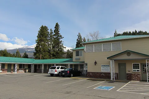 Hi-lo Motel and RV Park