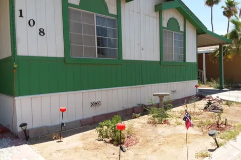 Desert Trails RV Park