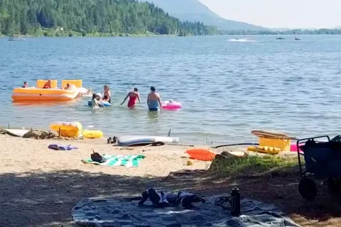 Mara Lake RV & Beach Club