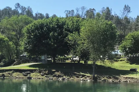 Lake Sonoma Marina