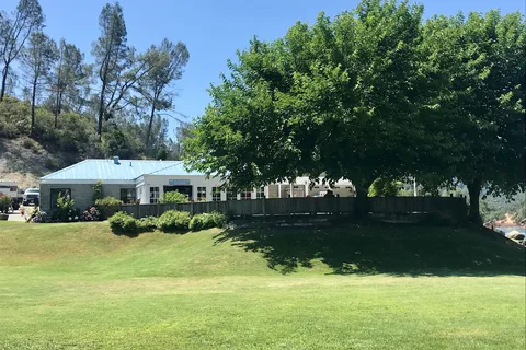 Lake Sonoma Marina