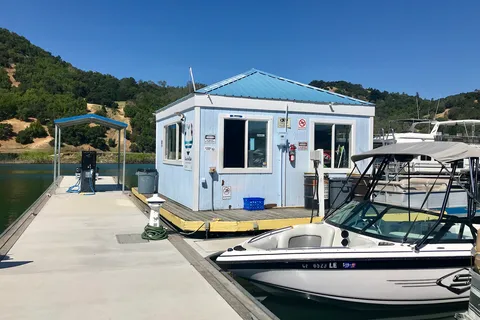 Lake Sonoma Marina