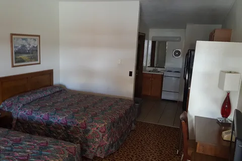 Western Inn Motel and RV Park
