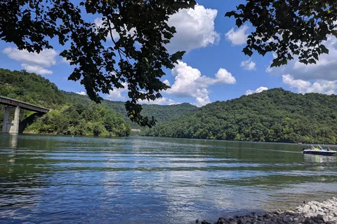 Carr Creek State Park
