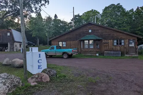 Crooked Lake Resort