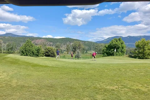 Chinook Cove Golf RV Resort