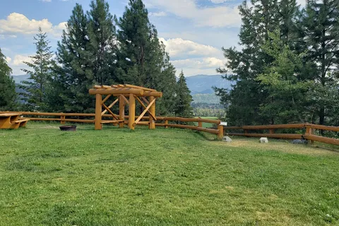 Chinook Cove Golf RV Resort