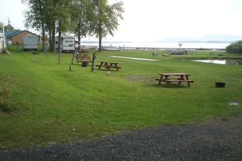 10 Acres Campground & RV Park