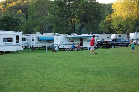 Lone Pine Campsites