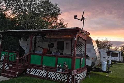 Riverland Campground and R.V. Park