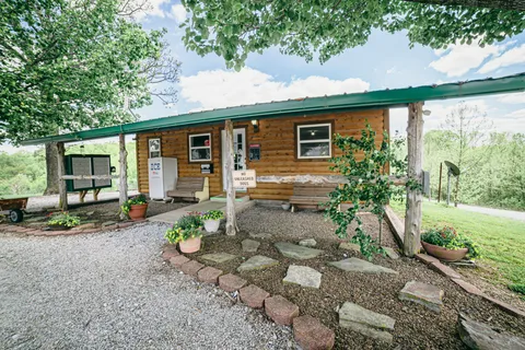 NWA Hideaway