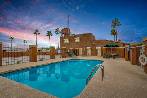 Mesa Sunset RV Resort