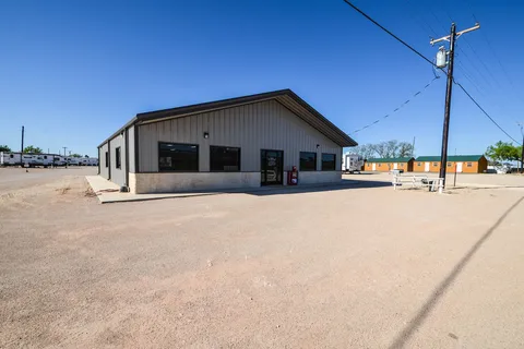 Elite Cabins and RV Park