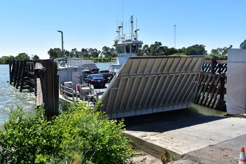 Snug Harbor RV Park & Marina