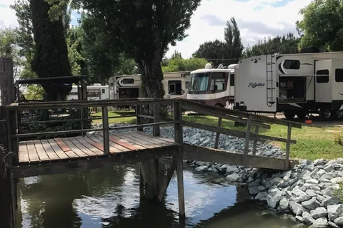 Snug Harbor RV Park & Marina