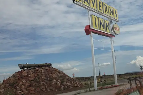 Grand Canyon Caverns RV Park and Inn