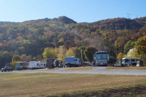 Raccoon Mountain Caverns & Campground