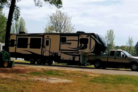Big Steves Resort RV Park and Marina