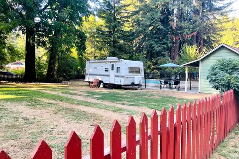 Redwood Resort RV Park and Campground