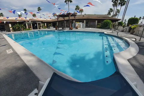 Palm Shadows RV Park