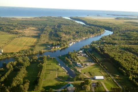 Sturgeon Falls KOA Holiday