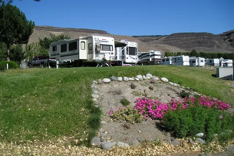 Crescent Bar RV Resort