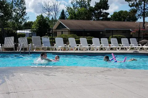 River Bay Premier Camping Resort
